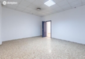 Local comercial
en venda
amb 170m² a Maracena, Calle Algibe Alto foto