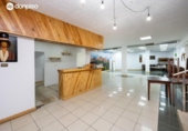 800m² commercial premises for sale in Granada, carretera de la sierra photo