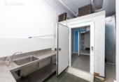 800m² commercial premises for sale in Granada, carretera de la sierra photo