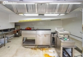 800m² commercial premises for sale in Granada, carretera de la sierra photo