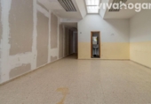 Local comercial en venta en Madrid, en la zona de Recoletos foto
