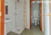 Local comercial en venta en Madrid, en la zona de Recoletos foto