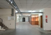 Local comercial en venta con 813m² en Carlet, Calle Reverendo Rafael Peris foto