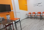 177m² commercial premises for rent in Barcelona, in the area of La Vila de Gràcia, Córsega photo