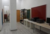 177m² commercial premises for rent in Barcelona, in the area of La Vila de Gràcia, Córsega photo