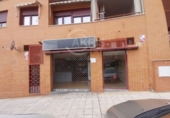 138m² commercial premises for sale in Toledo photo