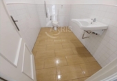 138m² commercial premises for sale in Toledo photo