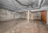 216m² commercial premises for sale in Toledo photo
