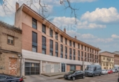 216m² commercial premises for sale in Toledo photo