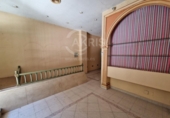150m² commercial premises for sale in Toledo photo