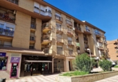 150m² commercial premises for sale in Toledo photo