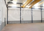 1077m² warehouse industrial for sale in Cobeja photo