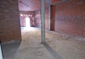 Local comercial en venta con 350m² en Mora foto