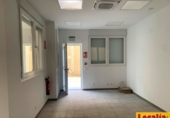 Nave Industrial en alquiler con 278m² en Valladolid, en la zona de Polígono San Cristóbal foto