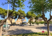 Local comercial
en venda
amb 80m² a Benicarló, avda. papa luna foto