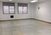 Oficina en alquiler con 50m² en Sevilla, en la zona de Sevilla Este foto
