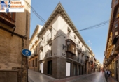 Edifici
en venda
amb 260m² a Granada, a la zona de El Mauror, Plaza de Santo Domingo foto