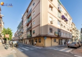 Local comercial
en venda
amb 90m² a Granada, a la zona de Barri dels Periodistes, Calle Periodista José María Carulla foto
