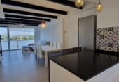 Oficina en venta con 137m² en Madrid, en la zona de Cuatro Vientos, Avenida de la Aviación foto