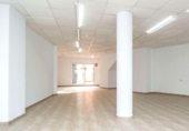 Local comercial en venta con 167m² en Castellar del Vallès, passeig, 08211 foto