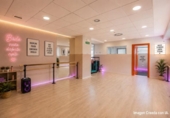 214m² locaux commerciaux pour vente à Pampelune, dans le quartier de Ezkaba, Calle Inge Morath photo