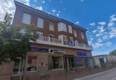 836m² bâtiment pour vente à Alagón, Avenida de Zaragoza photo