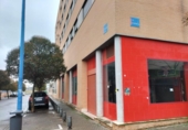 Local comercial en venta con 163m² en Leganés, Calle Zamora foto