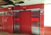 Local comercial en venta con 163m² en Leganés, Calle Zamora foto