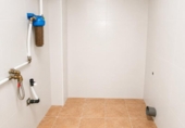 98m² commercial premises for sale in Montbrió del Camp, Carrer de la Vilanova photo