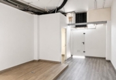 98m² commercial premises for sale in Montbrió del Camp, Carrer de la Vilanova photo