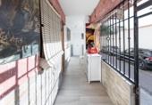 Local comercial en venta con 219m² en Granada, en la zona de La Victoria, Calle Las Vegas foto