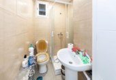 Local comercial en venta con 219m² en Granada, en la zona de La Victoria, Calle Las Vegas foto
