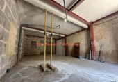 176m² locaux commerciaux pour vente à Vigo, dans le quartier de Lavadores, Rúa de Novo Panasco photo