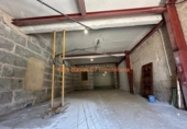 176m² locaux commerciaux pour vente à Vigo, dans le quartier de Lavadores, Rúa de Novo Panasco photo