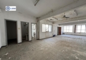 Edificio en venta con 312m² en Elda, gran avenida foto