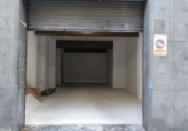 Local comercial en alquiler con 118m² en l'Hospitalet de Llobregat, en la zona de Santa Eulàlia foto