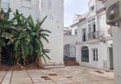 Local comercial en venta con 188m² en Sanlúcar de Barrameda foto