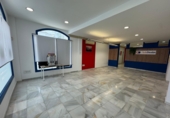 Local comercial en venta con 188m² en Sanlúcar de Barrameda foto