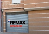 100m² locaux commerciaux pour vente à Ayelo de Malferit, Los Lisos photo