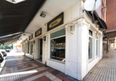 120m² bar for sale in Los Corrales de Buelna, Calle Altamira photo