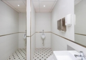Local comercial en venta con 800m² en Granada, carretera de la sierra foto