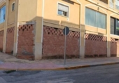 Local comercial en venta con 717m² en Benijófar foto
