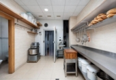 Local comercial en venta con 100m² en Orihuela, Calle Ancha foto