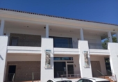 Local comercial en venta con 100m² en San Roque, en la zona de Sotogrande, Avenida de la Reserva foto