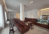 Cafetería en venta, traspaso con 165m² en Dos Hermanas foto
