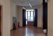 120m² bureau pour location à Alméria, photo