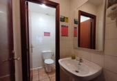 130m² commercial premises for sale in Vitoria-Gasteiz, in the area of Txagorritxu, Calle de Bolivia photo