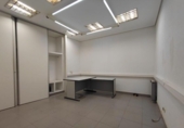 Local comercial
en venda
amb 280m² a Vitòria, a la zona de Aranbizkarra, Calle Palencia foto