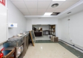 Local comercial
en venda
amb 800m² a Granada, carretera de la sierra foto