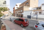 Local comercial
en venda
amb 123m² a Maracena, Calle de Santa Paula foto